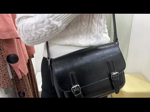 ❤️ Публічна мастурбація молодої сучки FeralBerry фалоімітатором у примірочній ❌ Секс-відео у нас uk.virtsextor.ru ☑